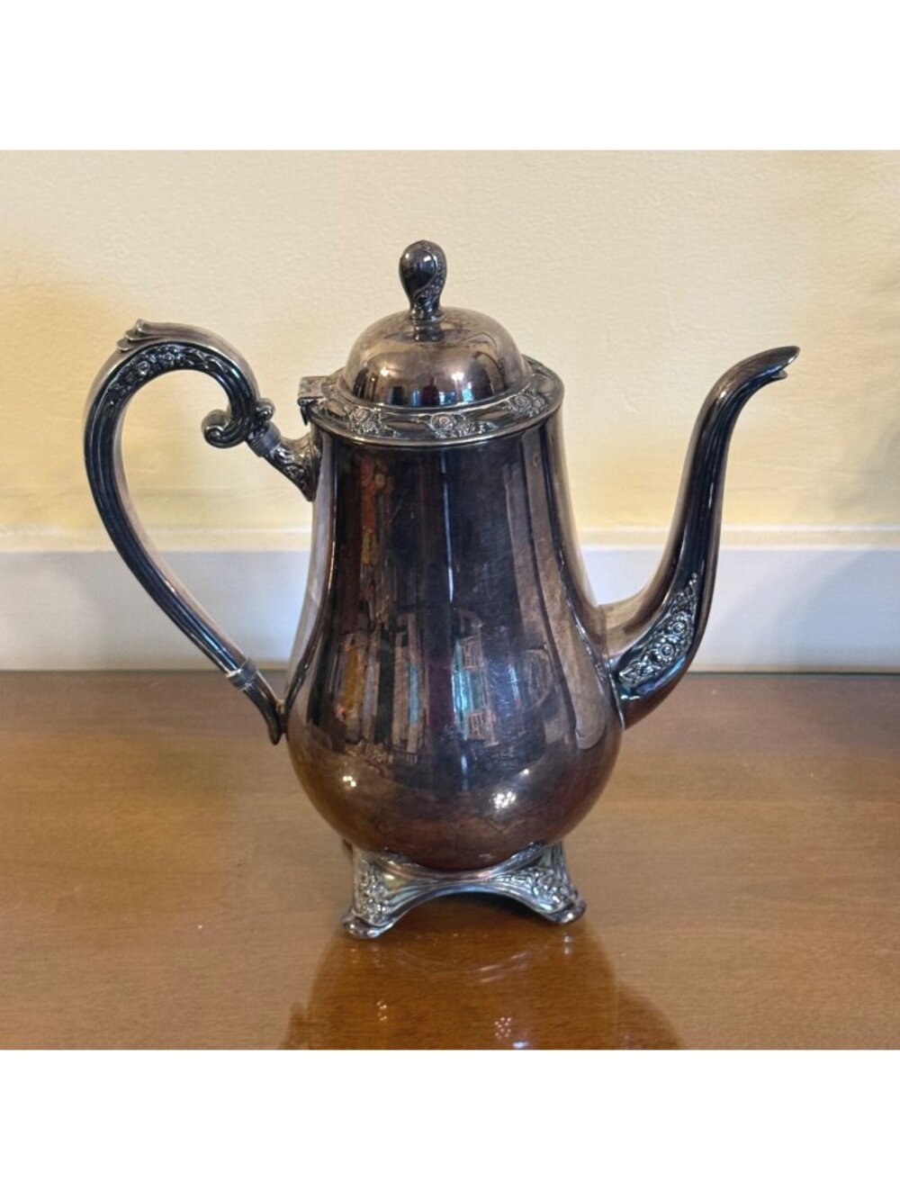 Vintage Oneida Silverplate Ornate Footed Hinged-Lid Coffee/Teapot